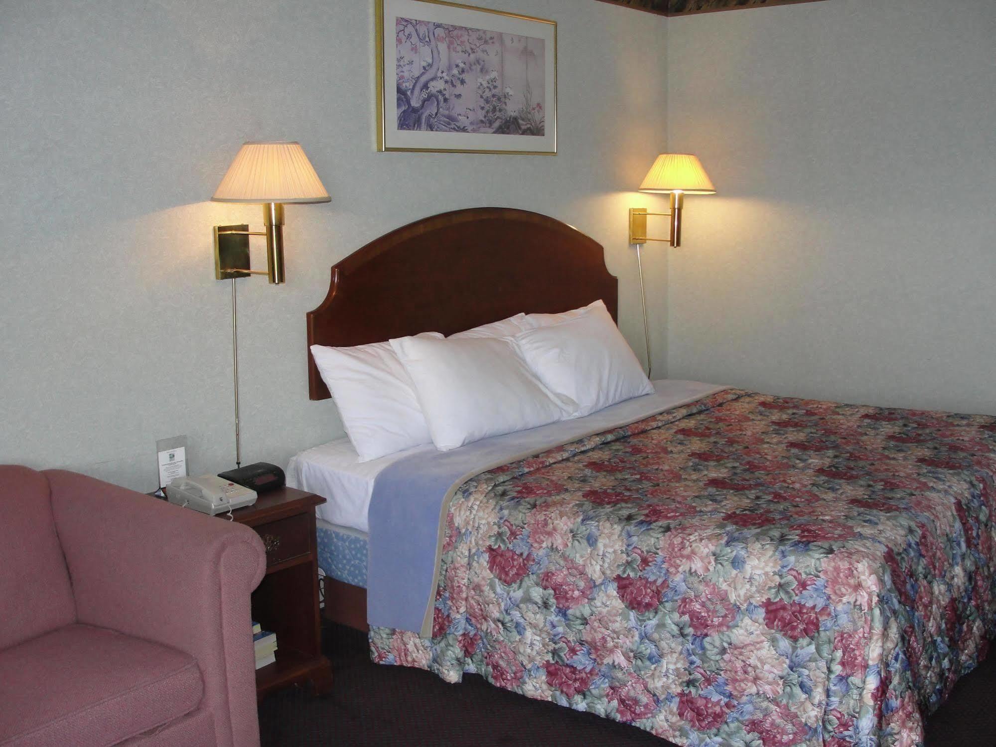 Budget Inn Алкоа Екстер'єр фото